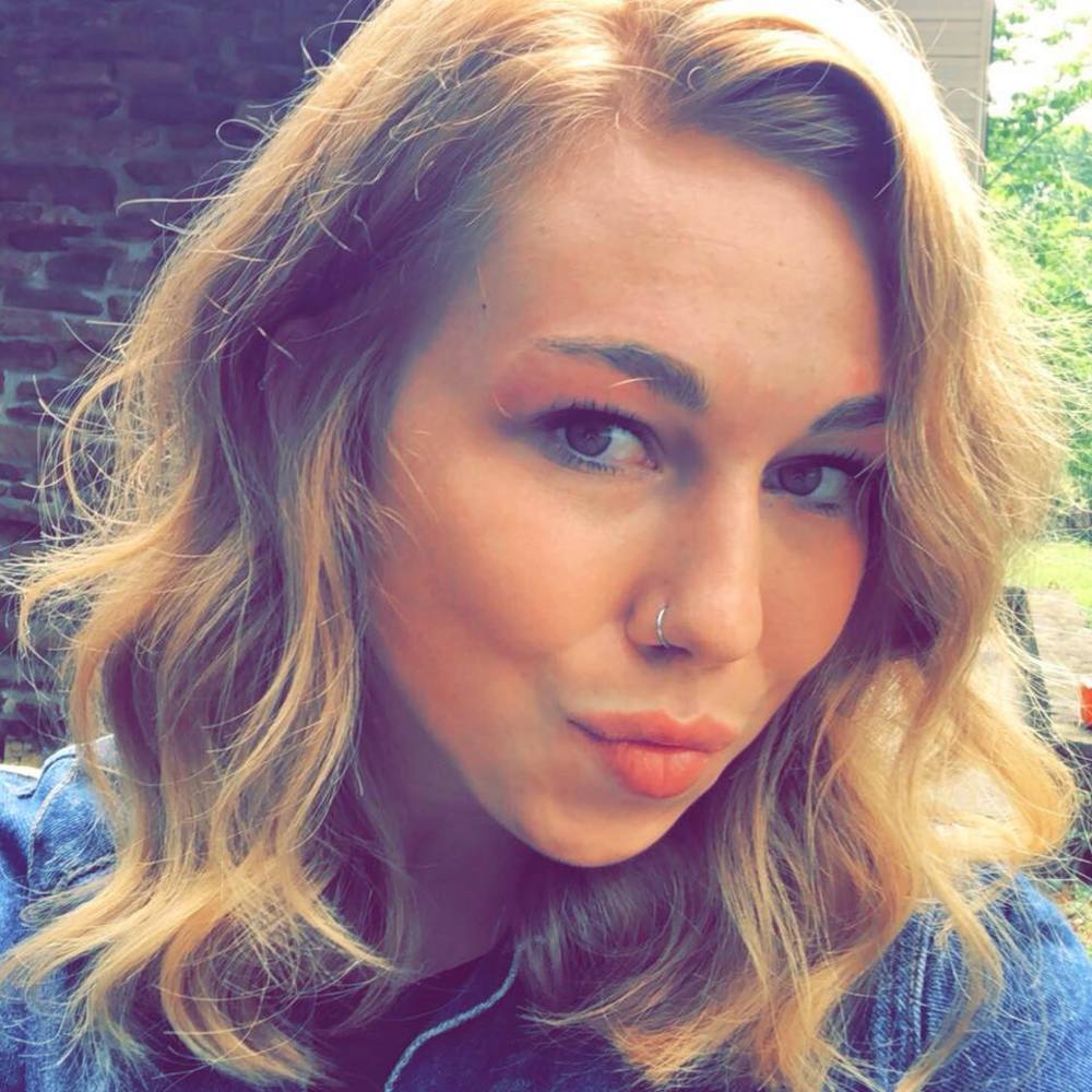 Meet your Posher, Savannah